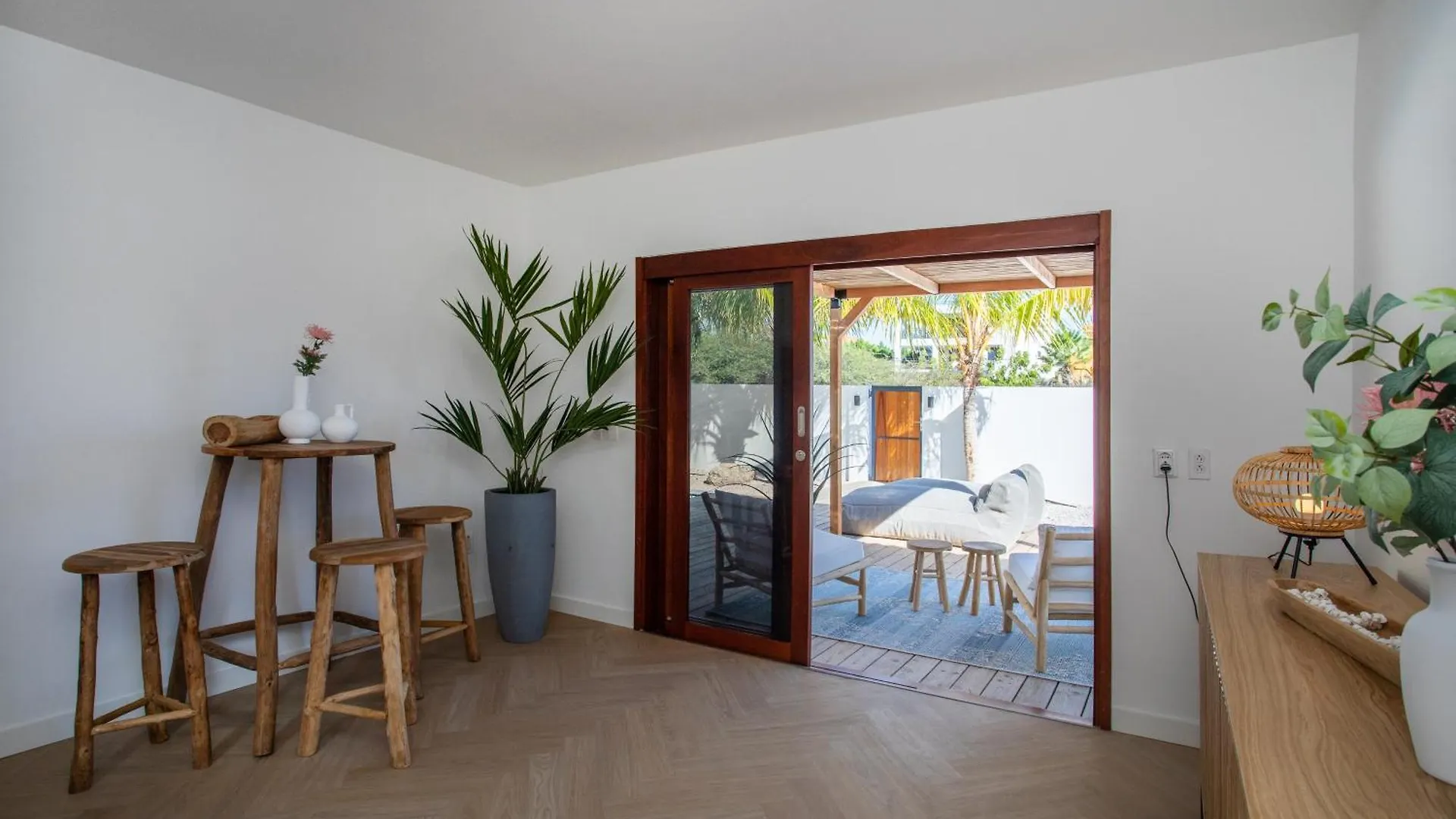 Appartement James Jan Thiel