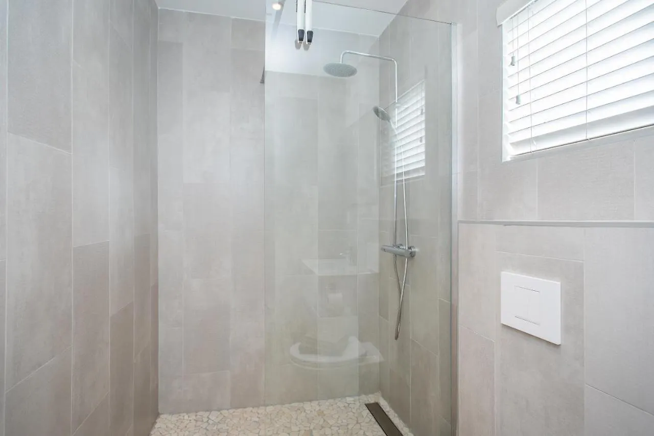 Appartement James Jan Thiel Apartman